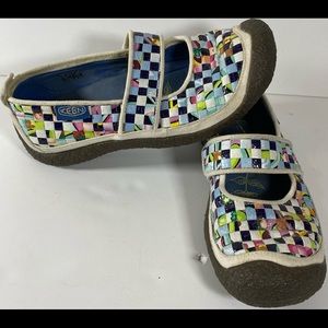 Keen Size 7.5 Slip On Woman Shoes